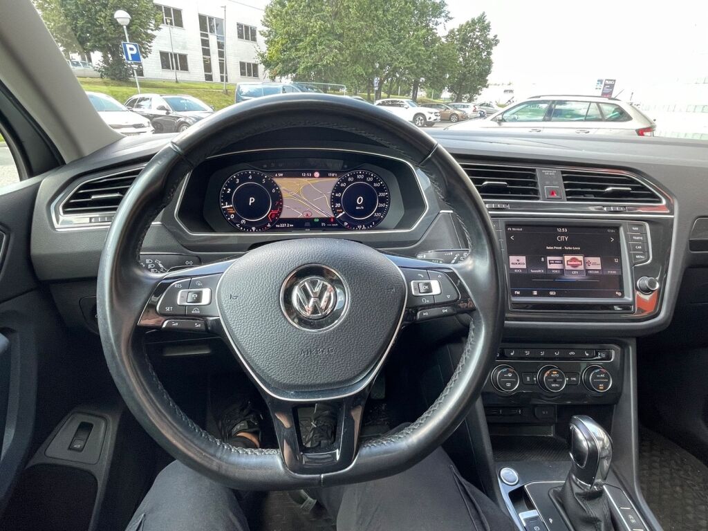 Volkswagen Tiguan 2016 Highline 2,0 TSI 132 kW (180 hv) 4MOTION DSG / Webasto / HUD / ACC / 360 Kamerat / Vetokoukku / Panorama