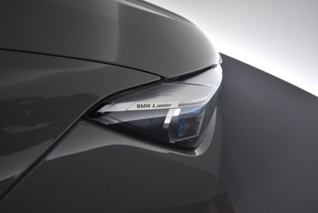 BMW 745 2019 G12 Sedan 745Le A xDrive H&K / HUD / Laser / Ilma-alusta / ACC / 4-pyöräohj. / Soft Close / Kattoluukku / 360 /  Comfort-istuimet- Muisti, Hieronta, Ilmastointi