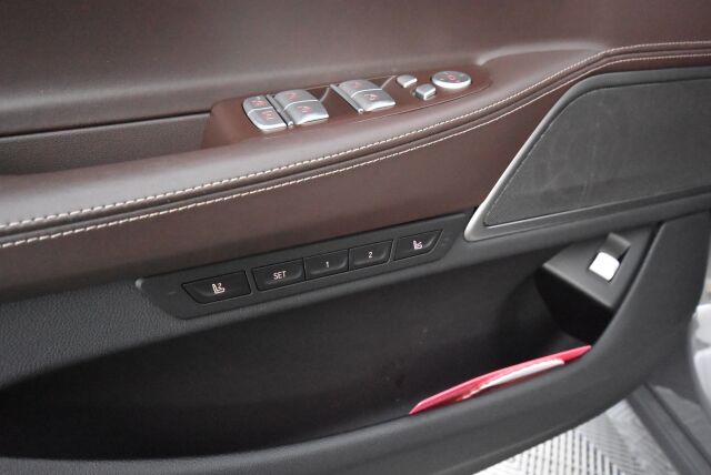 BMW 745 2019 G12 Sedan 745Le A xDrive H&K / HUD / Laser / Ilma-alusta / ACC / 4-pyöräohj. / Soft Close / Kattoluukku / 360 /  Comfort-istuimet- Muisti, Hieronta, Ilmastointi