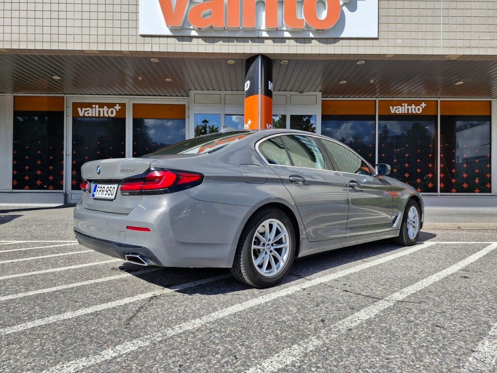 BMW 520 2020 G30 Sedan 520d A xDrive MHEV / LED-Valot / Vetokoukku / Nahat