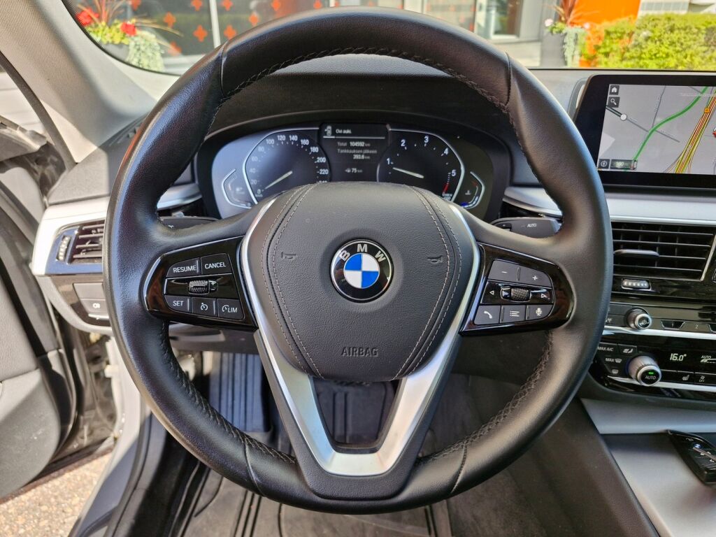 BMW 520 2020 G30 Sedan 520d A xDrive MHEV / LED-Valot / Vetokoukku / Nahat