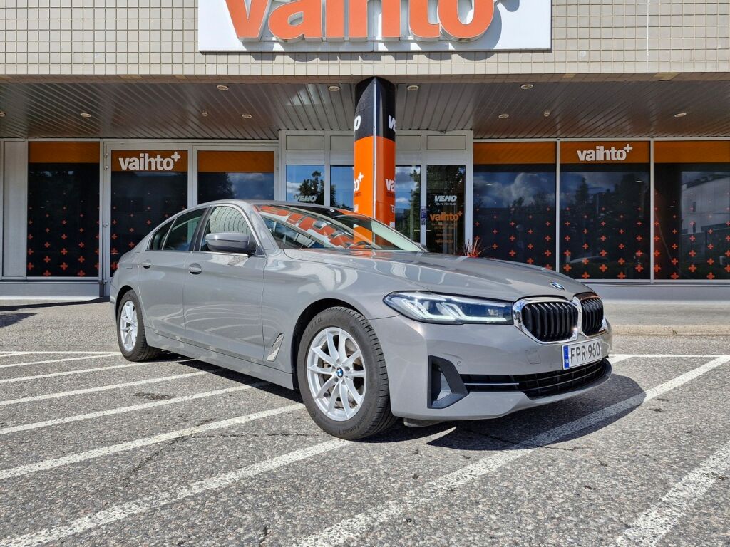 BMW 520 2020 G30 Sedan 520d A xDrive MHEV / LED-Valot / Vetokoukku / Nahat