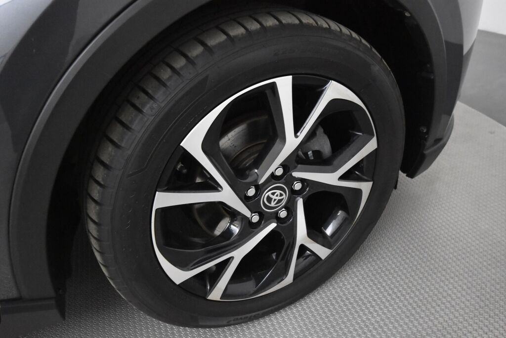 Toyota C-HR 2020 2,0 Hybrid Intense Edition / Vetokoukku / Adaptiivinen vakkari / Suomiauto / LED-ajovalot