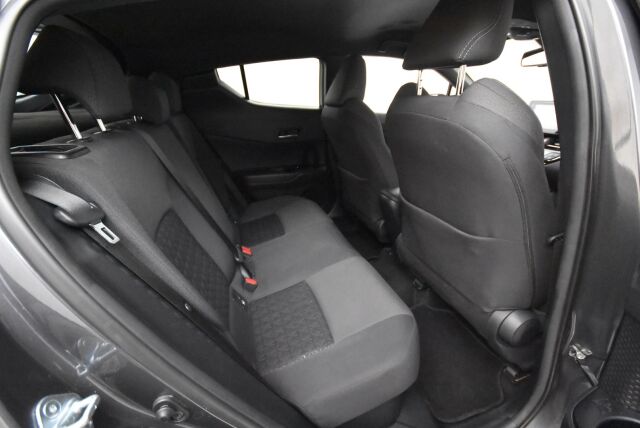 Toyota C-HR 2020 2,0 Hybrid Intense Edition / Vetokoukku / Adaptiivinen vakkari / Suomiauto / LED-ajovalot