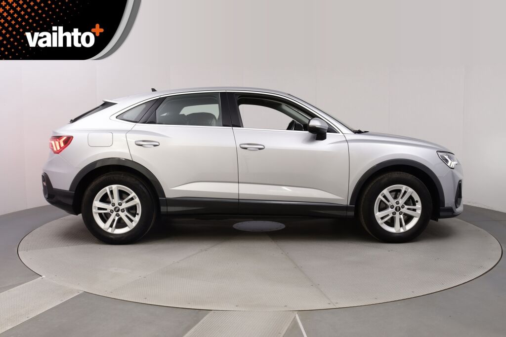 Audi Q3 2021 Sportback Business 35 TFSI 110kW MHEV S tronic / Webasto/ Koukku