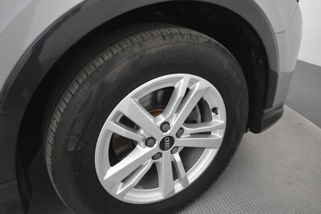Audi Q3 2021 Sportback Business 35 TFSI 110kW MHEV S tronic / Webasto/ Koukku