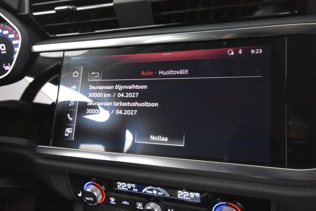 Audi Q3 2021 Sportback Business 35 TFSI 110kW MHEV S tronic / Webasto/ Koukku
