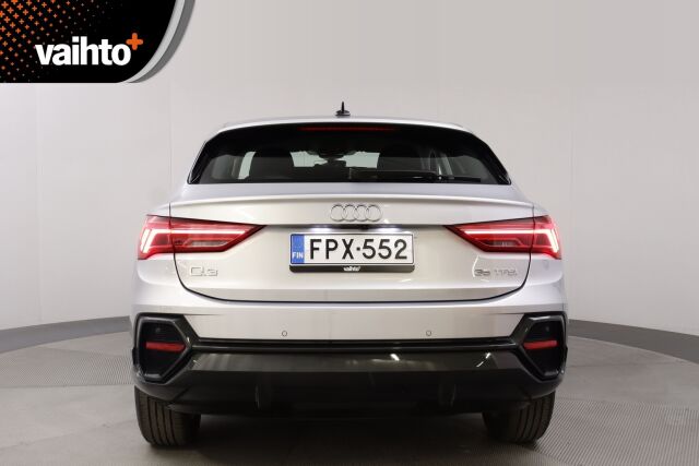 Audi Q3 2021 Sportback Business 35 TFSI 110kW MHEV S tronic / Webasto/ Koukku