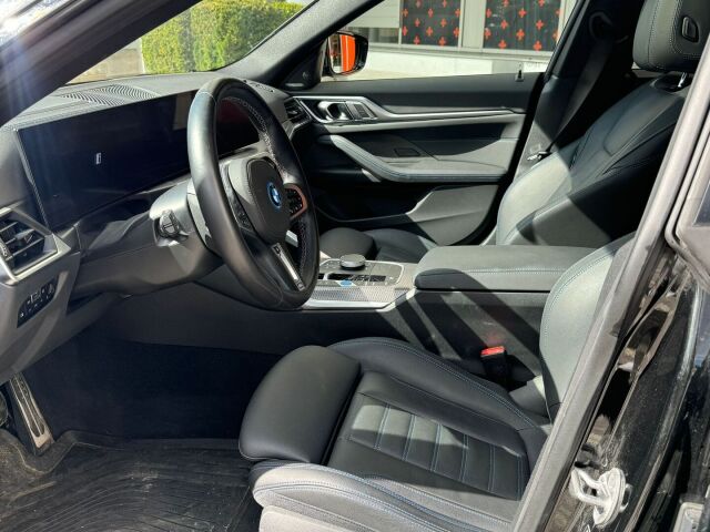 BMW I4 M50 2023 Fully Charged / Harman/kardon / Laser / HUD / Vetokoukku / Kattoluukku / 2x vanteet