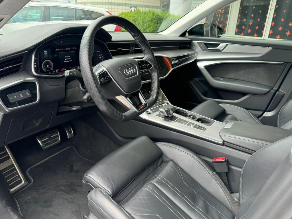 Audi A6 2021 Avant Business Sport 55 TFSI e quattro S tronic / S-line / ACC / Panoraama / Nahkasisusta / Matrix / Navigointi
