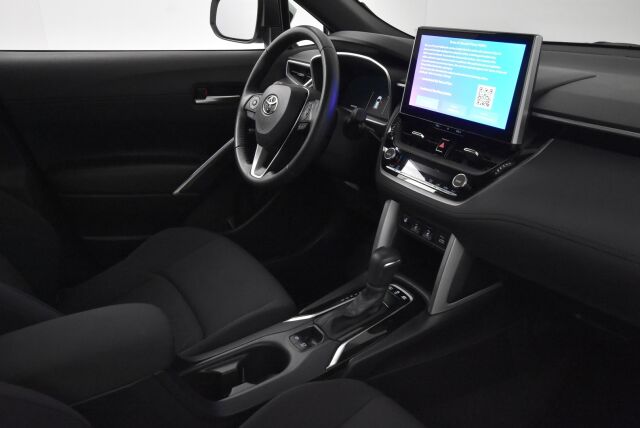 Toyota Corolla Cross 2024 2.0 Hybrid Active / Kamera / Navi / Suomi-auto / ALV / Adapt vak / Kaistavahti / Ratinlämmitin