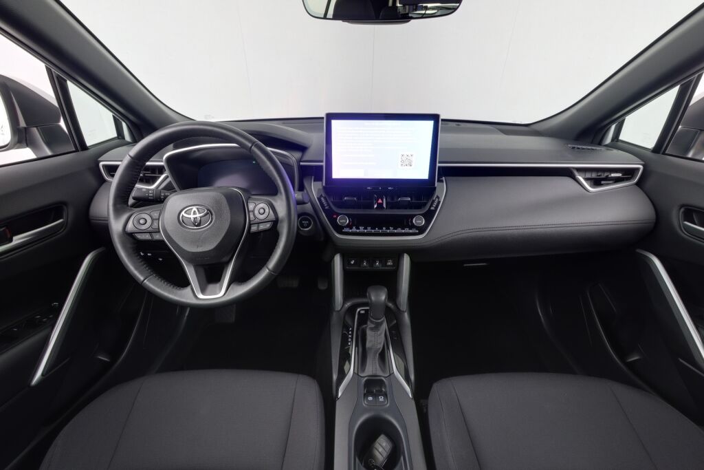 Toyota Corolla Cross 2024 2.0 Hybrid Active / Kamera / Navi / Suomi-auto / ALV / Adapt vak / Kaistavahti / Ratinlämmitin