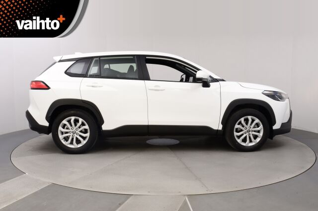 Toyota Corolla Cross 2024 2.0 Hybrid Active / Kamera / Navi / Suomi-auto / ALV / Adapt vak / Kaistavahti / Ratinlämmitin