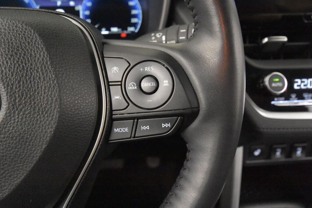 Toyota Corolla Cross 2024 2.0 Hybrid Active / Kamera / Navi / Suomi-auto / ALV / Adapt vak / Kaistavahti / Ratinlämmitin
