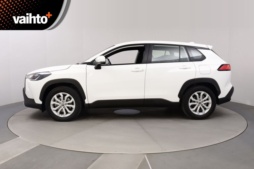 Toyota Corolla Cross 2024 2.0 Hybrid Active / Kamera / Navi / Suomi-auto / ALV / Adapt vak / Kaistavahti / Ratinlämmitin