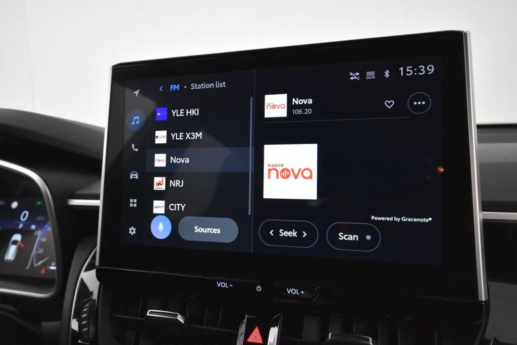 Toyota Corolla Cross 2024 2.0 Hybrid Active / Kamera / Navi / Suomi-auto / ALV / Adapt vak / Kaistavahti / Ratinlämmitin