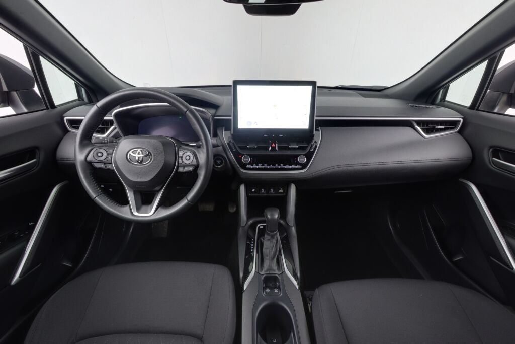 Toyota Corolla Cross 2023 2.0 Hybrid Active / Tehdastakuu / Suomiauto / 1-Omistaja / ALV / Adapt.vakkari / P-kamera