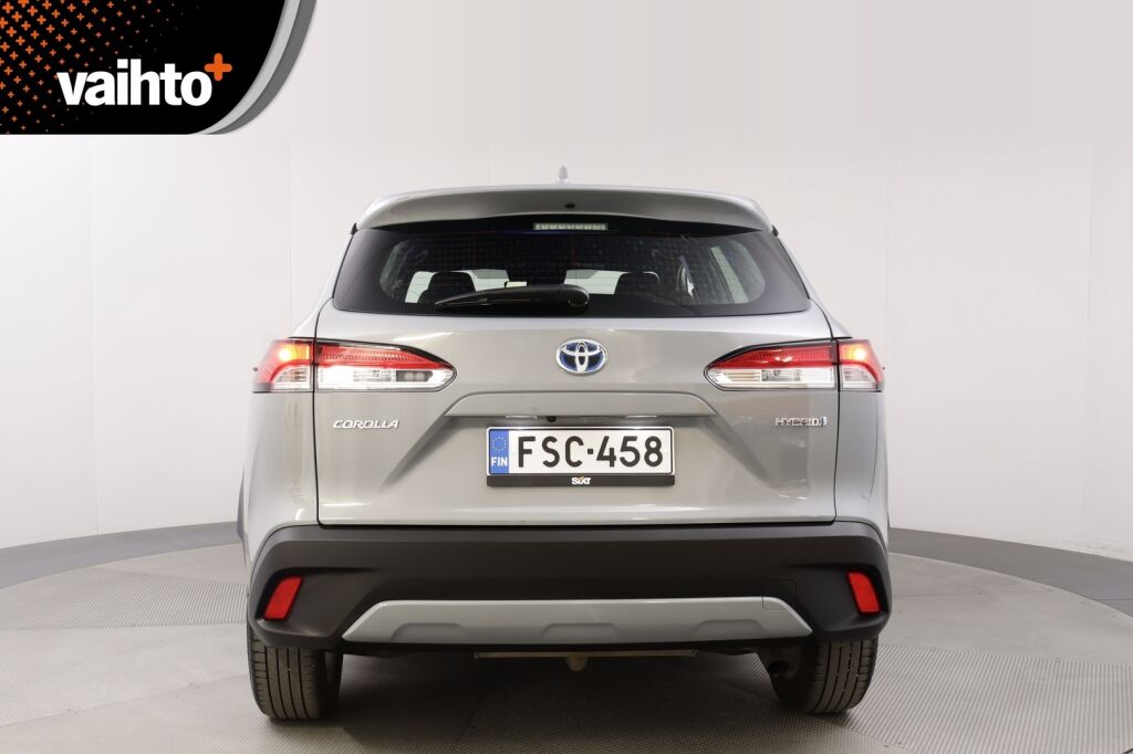 Toyota Corolla Cross 2023 2.0 Hybrid Active / Tehdastakuu / Suomiauto / 1-Omistaja / ALV / Adapt.vakkari / P-kamera