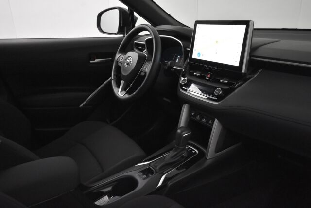 Toyota Corolla Cross 2023 2.0 Hybrid Active / Tehdastakuu / Suomiauto / 1-Omistaja / ALV / Adapt.vakkari / P-kamera