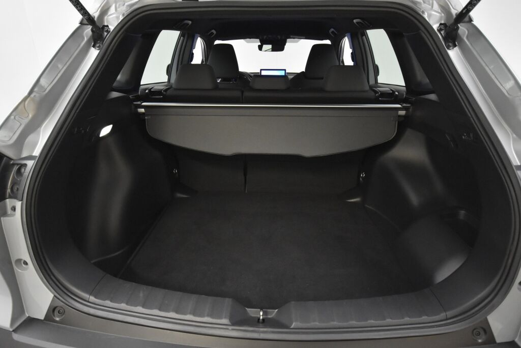 Toyota Corolla Cross 2023 2.0 Hybrid Active / Tehdastakuu / Suomiauto / 1-Omistaja / ALV / Adapt.vakkari / P-kamera