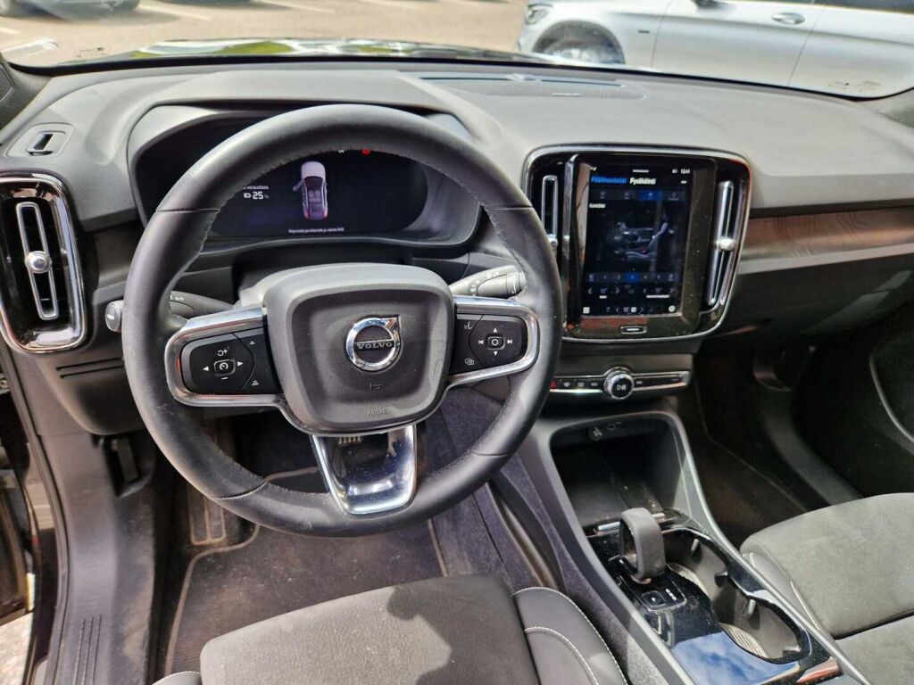 Volvo C40 2024 Recharge Twin Ultimate / Harman Kardon / 360 kamera / ILP / 1 omistaja / Panoraama / Pixel LED