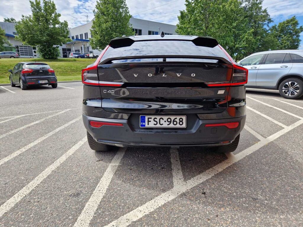 Volvo C40 2024 Recharge Twin Ultimate / Harman Kardon / 360 kamera / ILP / 1 omistaja / Panoraama / Pixel LED