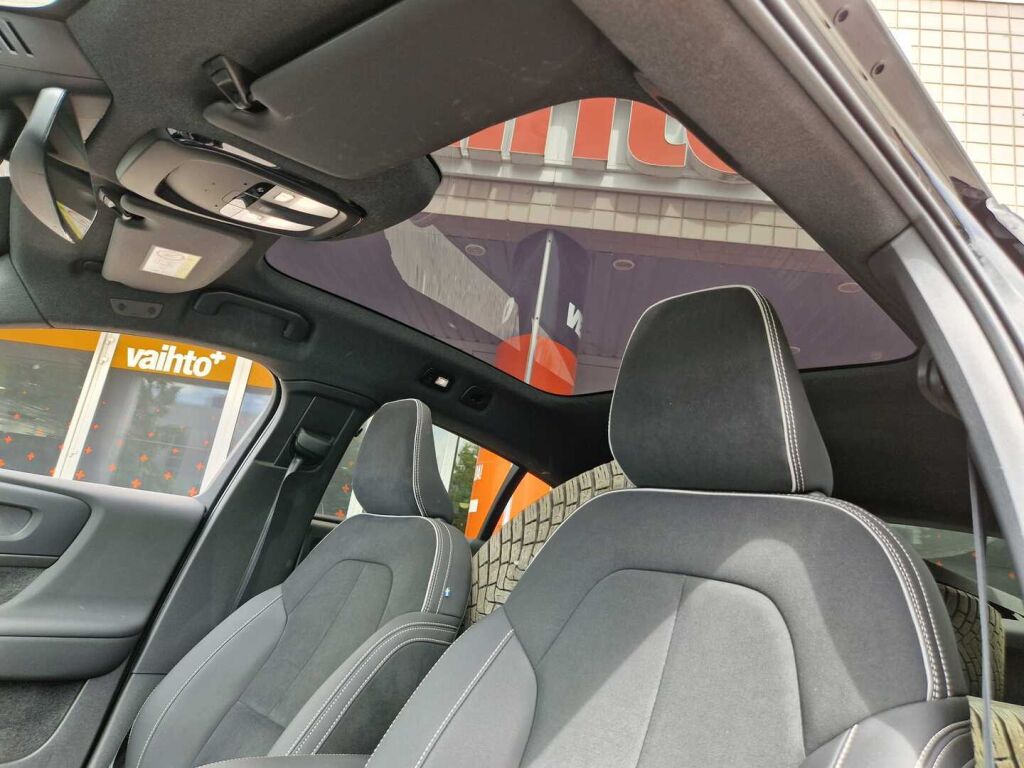 Volvo C40 2024 Recharge Twin Ultimate / Harman Kardon / 360 kamera / ILP / 1 omistaja / Panoraama / Pixel LED