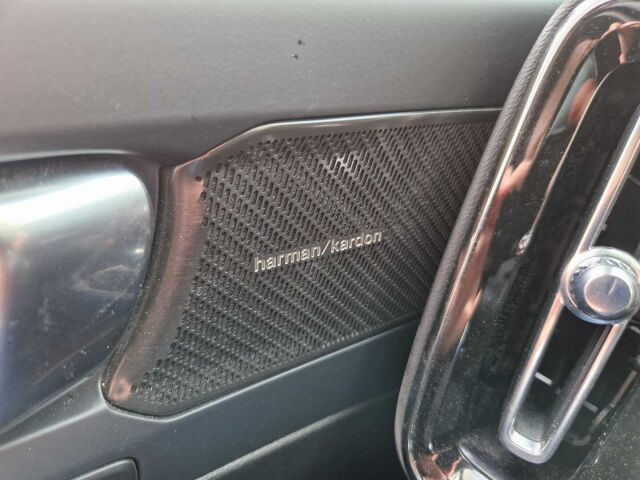 Volvo C40 2024 Recharge Twin Ultimate / Harman Kardon / 360 kamera / ILP / 1 omistaja / Panoraama / Pixel LED