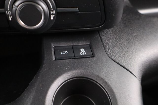 Toyota Proace CITY 2023 Active L2 1,5D 130 Automaatti 5ov 2510 / ALV / Tehdastakuu / Suomiauto / Webasto / Vakkari / Lämpölasi / Metalliväri