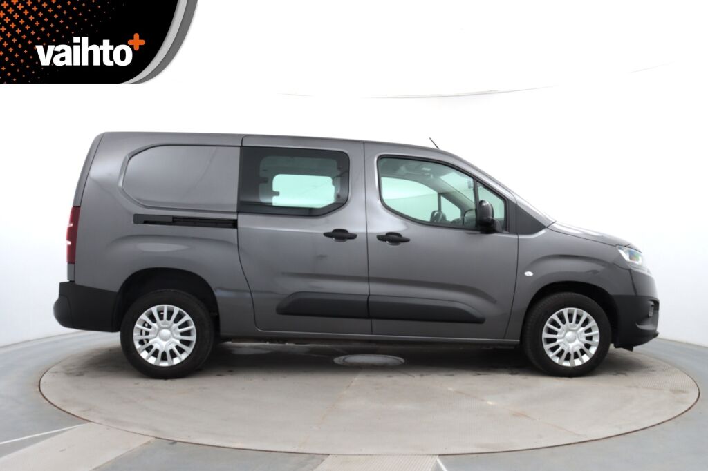 Toyota Proace CITY 2023 Active L2 1,5D 130 Automaatti 5ov 2510 / ALV / Tehdastakuu / Suomiauto / Webasto / Vakkari / Lämpölasi / Metalliväri