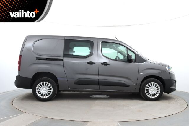 Toyota Proace CITY 2023 Active L2 1,5D 130 Automaatti 5ov 2510 / ALV / Tehdastakuu / Suomiauto / Webasto / Vakkari / Lämpölasi / Metalliväri