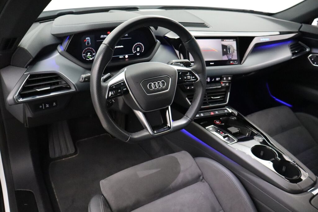 Audi e-tron GT 2023 60 quattro / Suomiauto / Adapt.Vakkari / Matrix / Keyless Go / 360° / Muistipenkit / - RAHOITUS TÄHÄN AUTOON VAIN 3.99% - 