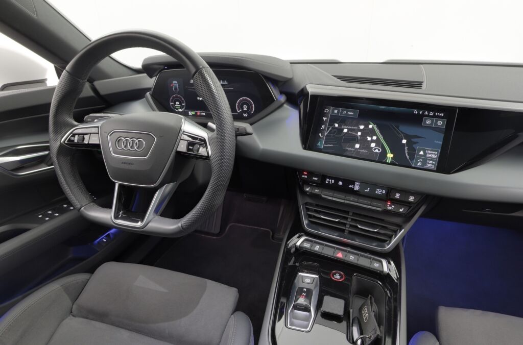 Audi e-tron GT 2023 60 quattro / Suomiauto / Adapt.Vakkari / Matrix / Keyless Go / 360° / Muistipenkit / - RAHOITUS TÄHÄN AUTOON VAIN 3.99% - 