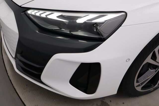 Audi e-tron GT 2023 60 quattro / Suomiauto / Adapt.Vakkari / Matrix / Keyless Go / 360° / Muistipenkit / - RAHOITUS TÄHÄN AUTOON VAIN 3.99% - 
