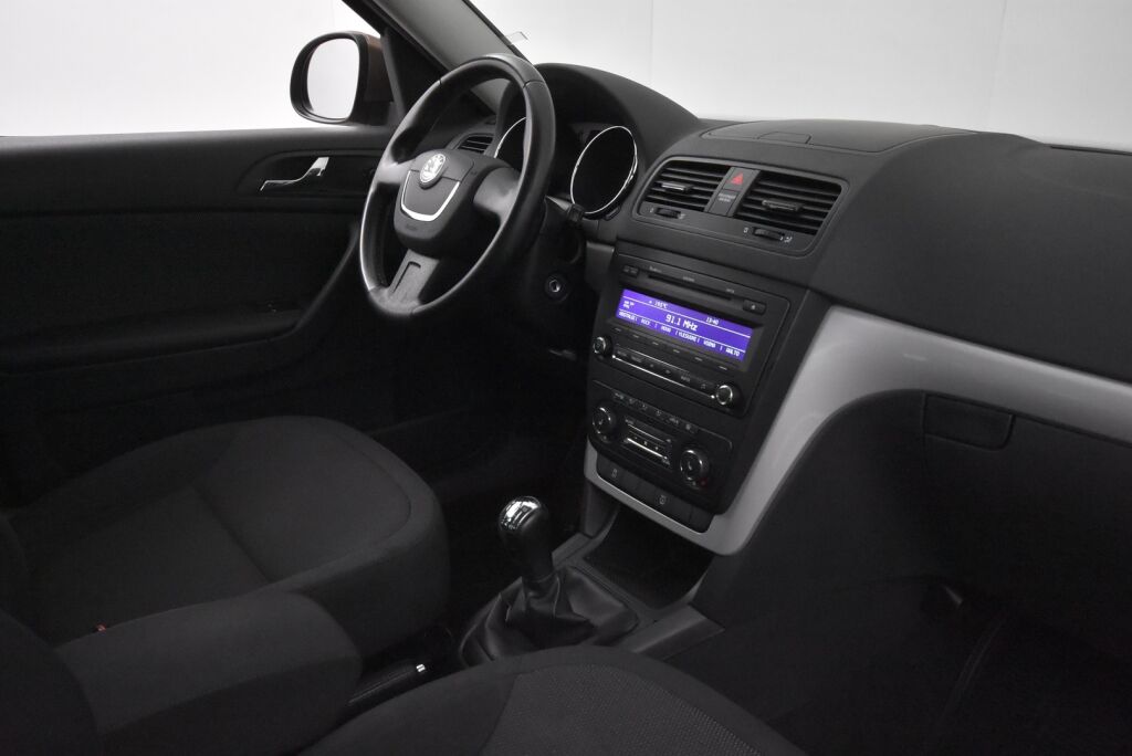 Skoda Yeti 2010 1,2 TSI Adventure / Ilmastointi / Moottorilämmitin /