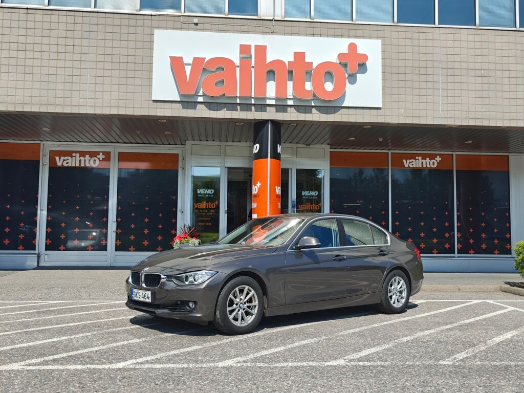 BMW 320 2013 TwinPower Turbo A Limited xDrive Edition F30 Sedan / 1-Omisteinen / Comfort access / Xenon valot