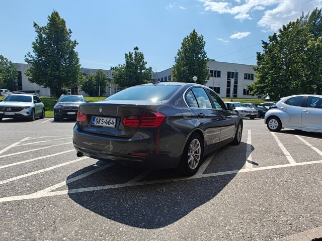 BMW 320 2013 TwinPower Turbo A Limited xDrive Edition F30 Sedan / 1-Omisteinen / Comfort access / Xenon valot