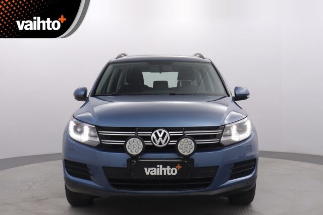 Volkswagen Tiguan 2014 Trend Limited 1,4 TSI 90 kW (122 hv) BMT / 2-om. Suomiauto / Exclusive-paketti / Webasto / Vetokoukku