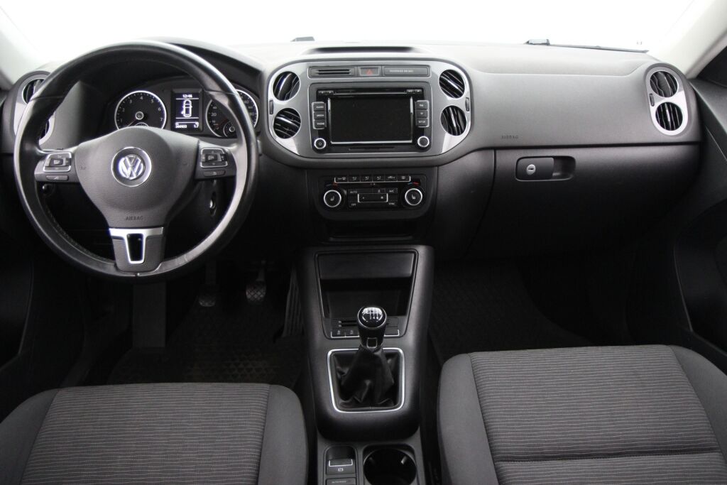 Volkswagen Tiguan 2014 Trend Limited 1,4 TSI 90 kW (122 hv) BMT / 2-om. Suomiauto / Exclusive-paketti / Webasto / Vetokoukku