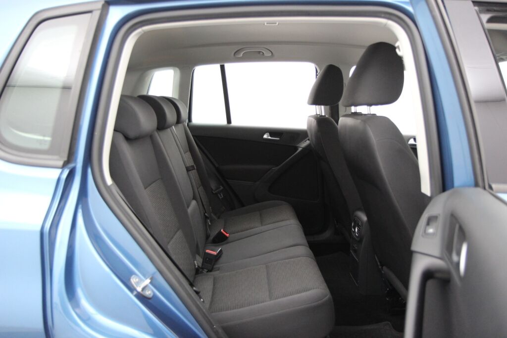 Volkswagen Tiguan 2014 Trend Limited 1,4 TSI 90 kW (122 hv) BMT / 2-om. Suomiauto / Exclusive-paketti / Webasto / Vetokoukku