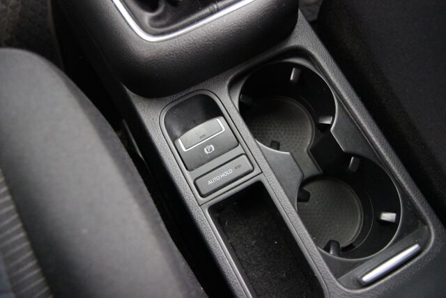 Volkswagen Tiguan 2014 Trend Limited 1,4 TSI 90 kW (122 hv) BMT / 2-om. Suomiauto / Exclusive-paketti / Webasto / Vetokoukku