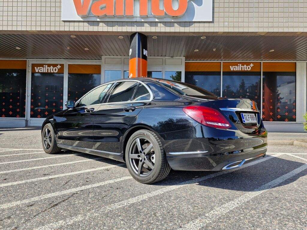 Mercedes-Benz C 2014 180 A Premium Business / Suomi-auto / Iso navi / Sporttipenkit / Uudet kesärenkaat / ILS valot /