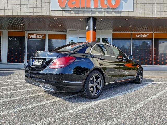 Mercedes-Benz C 2014 180 A Premium Business / Suomi-auto / Iso navi / Sporttipenkit / Uudet kesärenkaat / ILS valot /