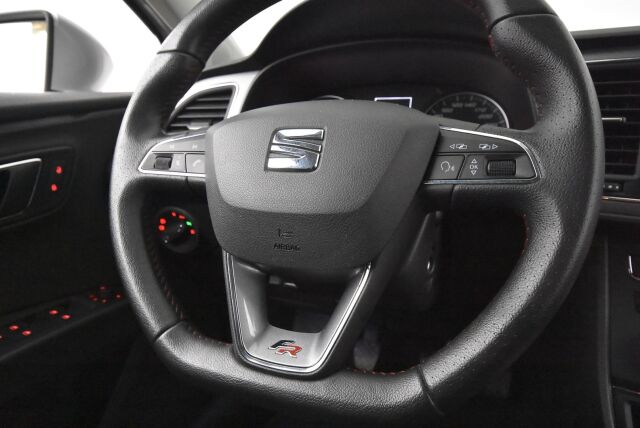 Seat Leon 2015 1,4 TSI 140 FR / Suomiauto / Tutkat / Juuri katsastettu!
