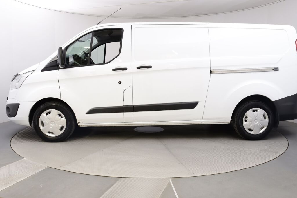 Ford Transit Custom 2015 310 2,2TDCi 100 hv Trend M6 Van N1 L2H1 FWD / P.kamera / ilmastointi / Vakkari /