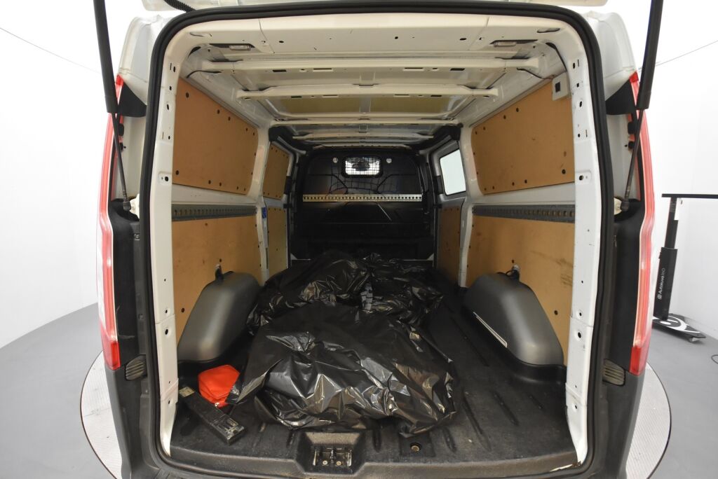 Ford Transit Custom 2015 310 2,2TDCi 100 hv Trend M6 Van N1 L2H1 FWD / P.kamera / ilmastointi / Vakkari /