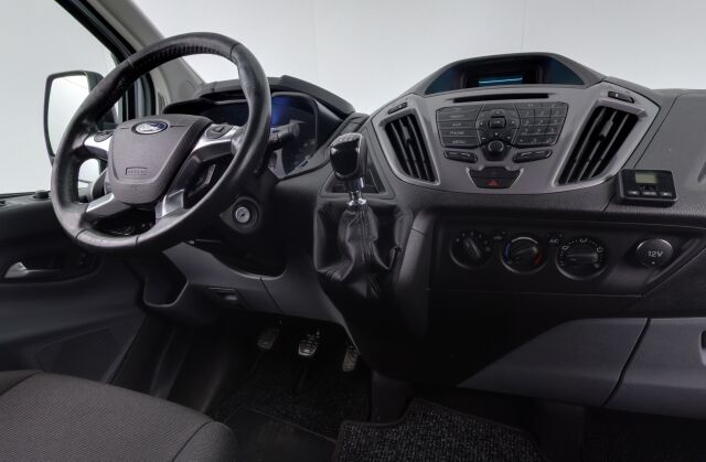 Ford Transit Custom 2015 310 2,2TDCi 100 hv Trend M6 Van N1 L2H1 FWD / P.kamera / ilmastointi / Vakkari /