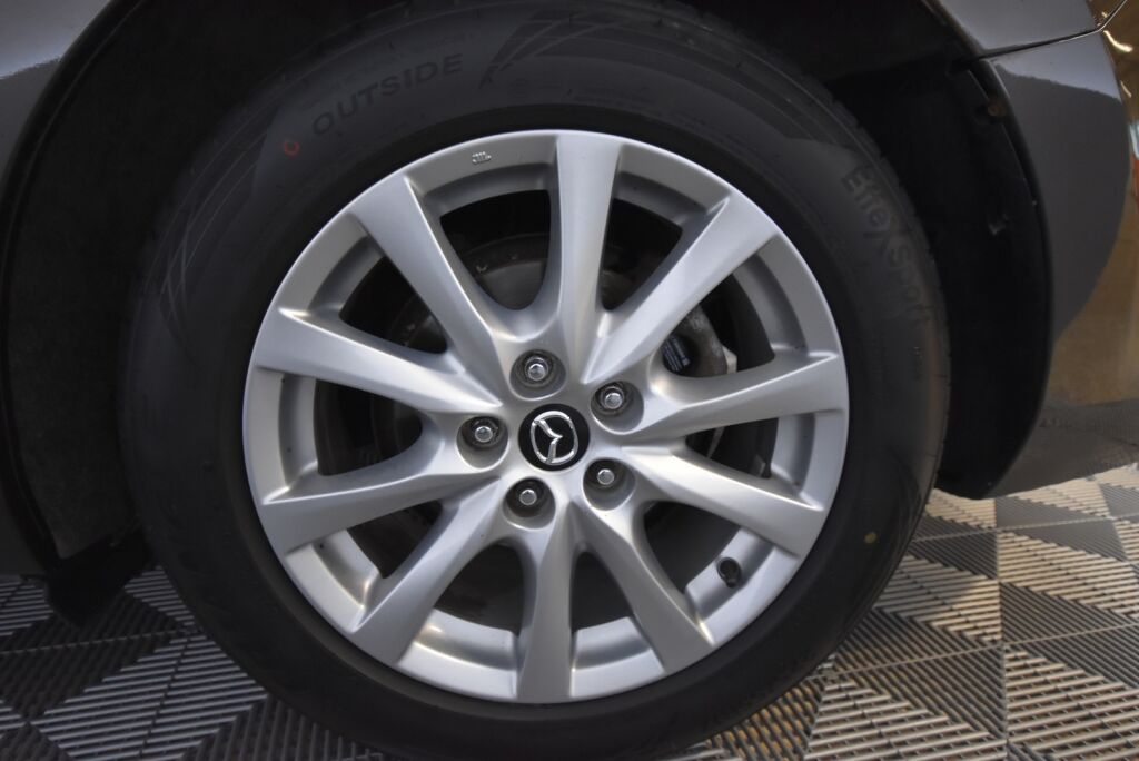 Mazda 6 2016 Sedan 2,0 (165) SKYACTIV-G Business Edition 6AT / Lohkolämmitin+sisäpistoke / Tutkat / Navigointi