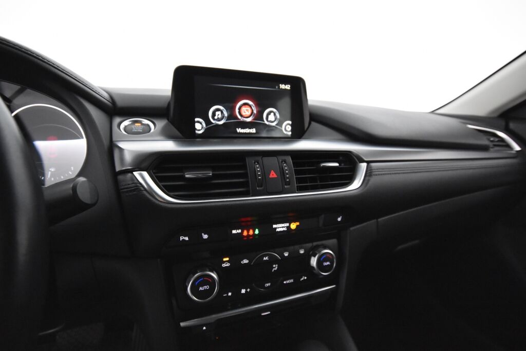 Mazda 6 2016 Sedan 2,0 (165) SKYACTIV-G Business Edition 6AT / Lohkolämmitin+sisäpistoke / Tutkat / Navigointi
