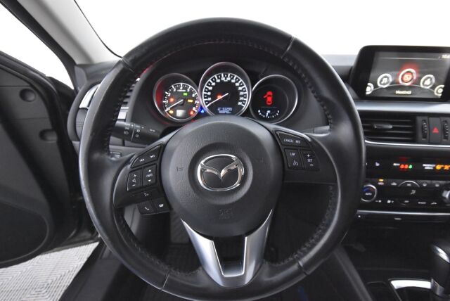 Mazda 6 2016 Sedan 2,0 (165) SKYACTIV-G Business Edition 6AT / Lohkolämmitin+sisäpistoke / Tutkat / Navigointi